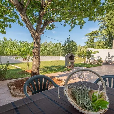 Penzion Viktorija House With Umag