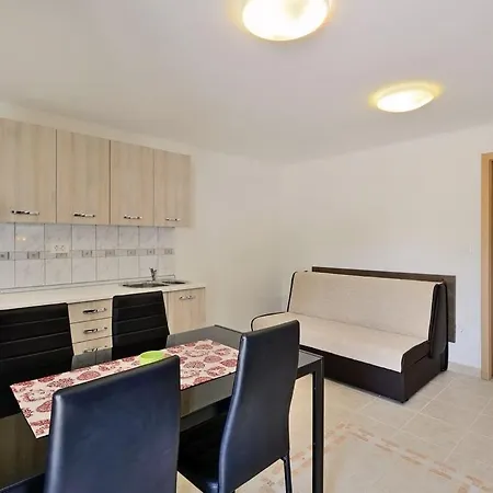 Viktorija House With Penzion