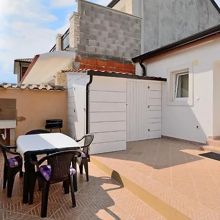 Viktorija House With ゲストハウス